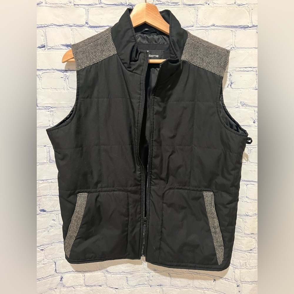 Claiborne men’s black and gray vest zipper front size 42 - Picture 2 of 6